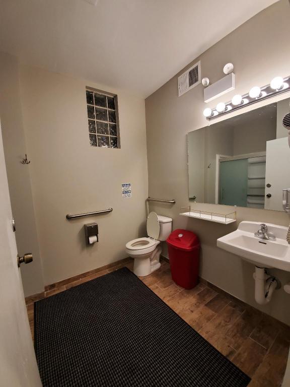 Hotel BnB Main image 2